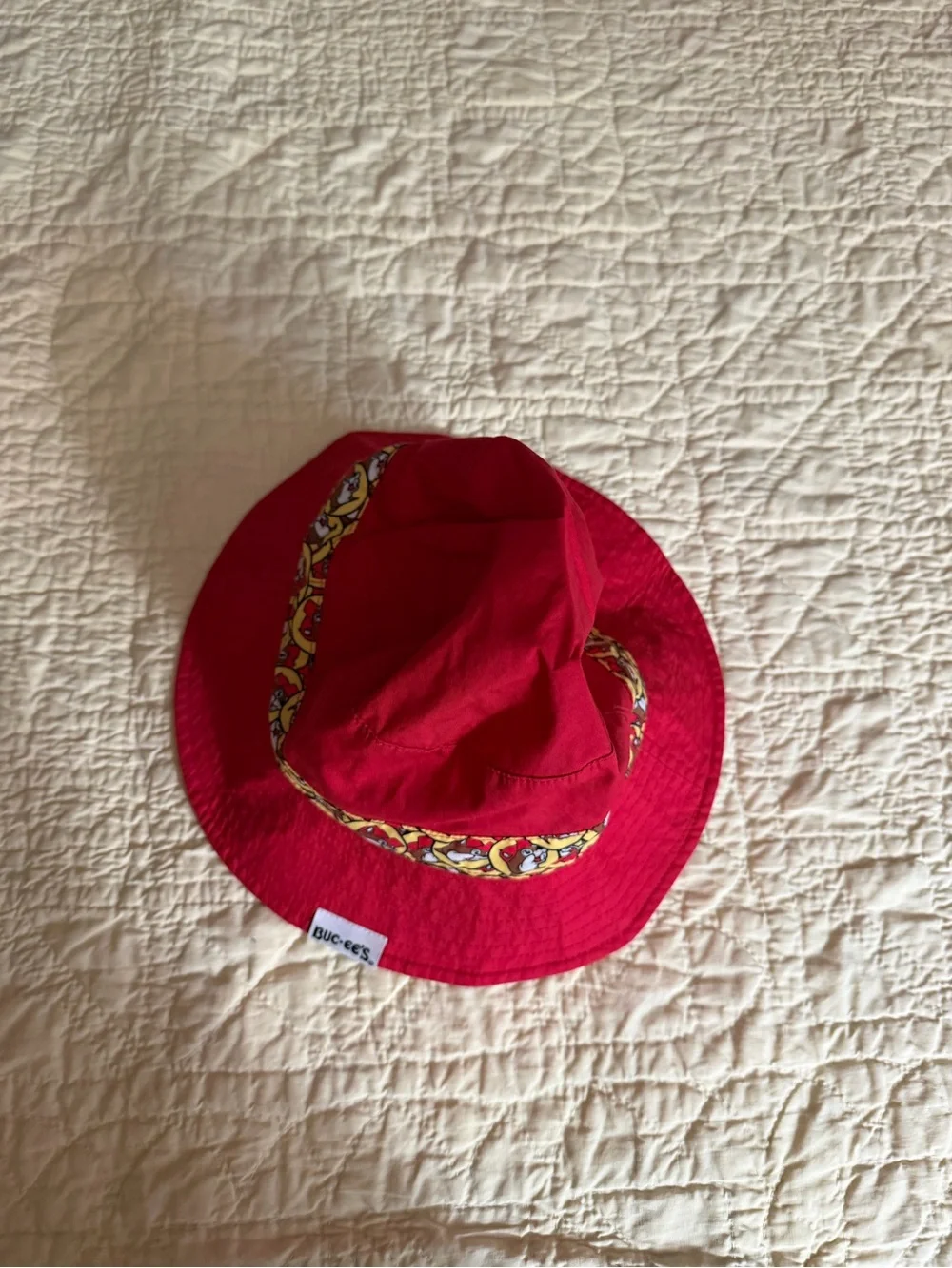 Buc-ee's Red Kids' Bucket Hat size- Youth